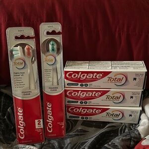 Colgate Total Toothpaste and Toothbrush Set